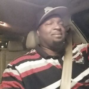 Meet your Posher, Azrie